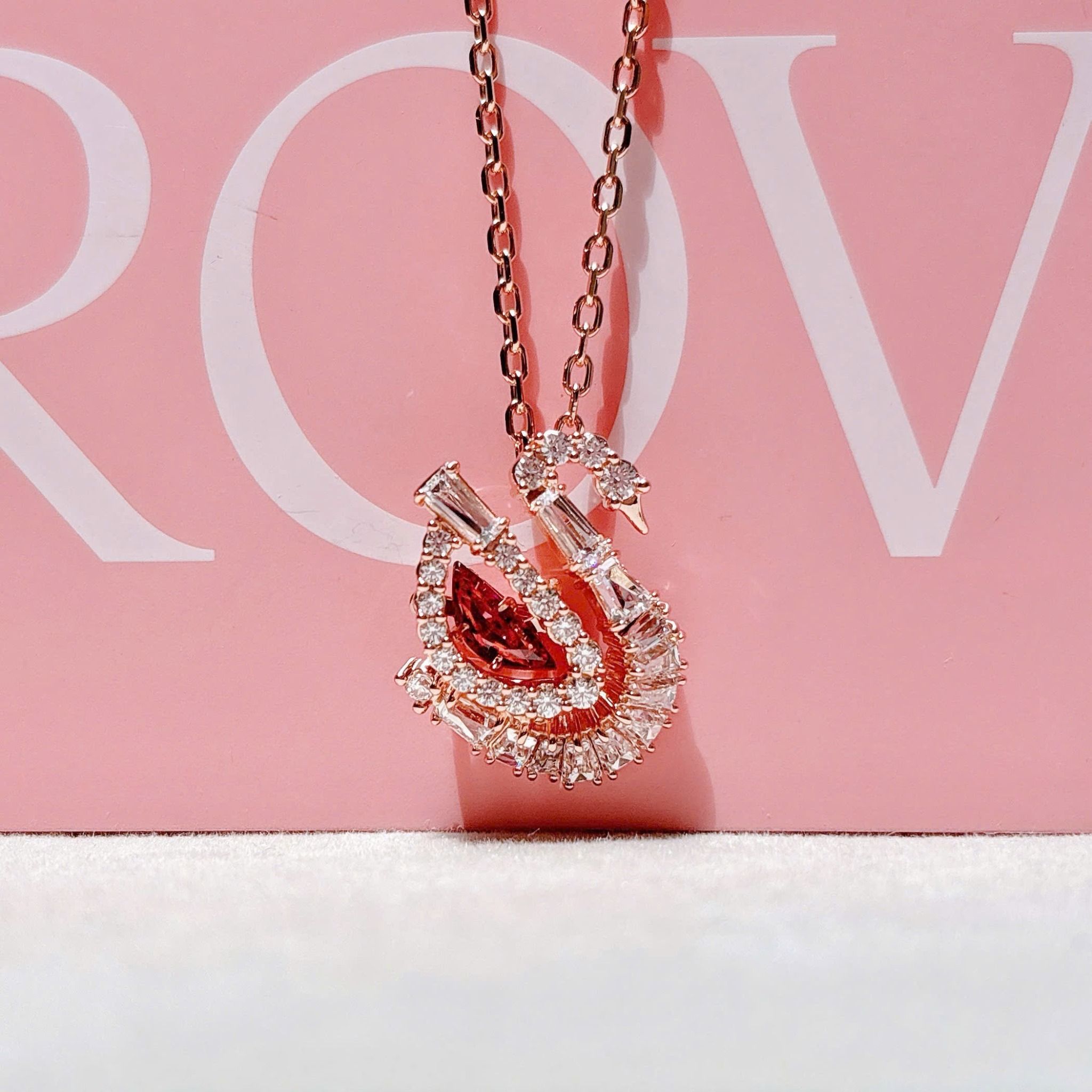  Swan pendant Mixed cuts, Swan 