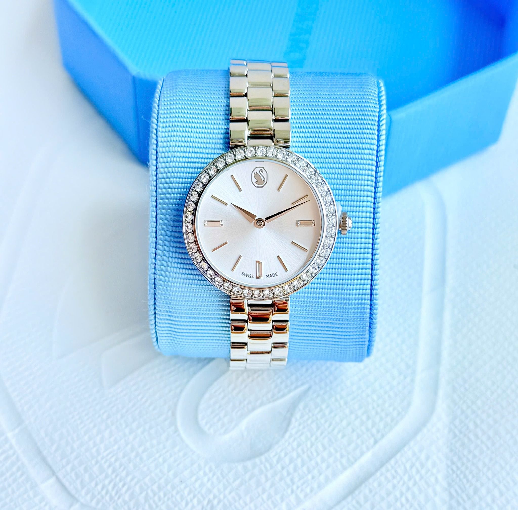  Certa watch Swiss Made, Metal bracelet, Silver tone, Stainless Steel 