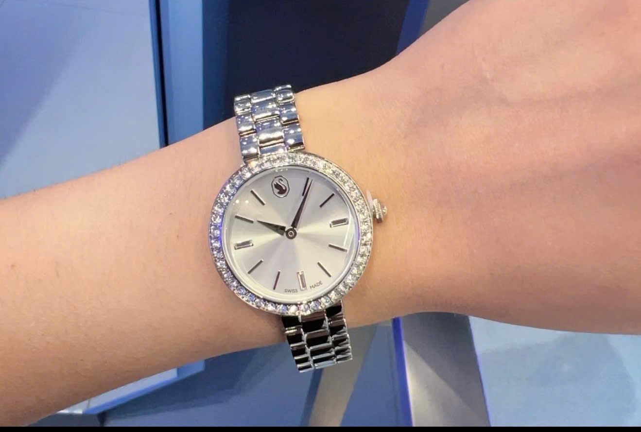  Certa watch Swiss Made, Metal bracelet, Silver tone, Stainless Steel 