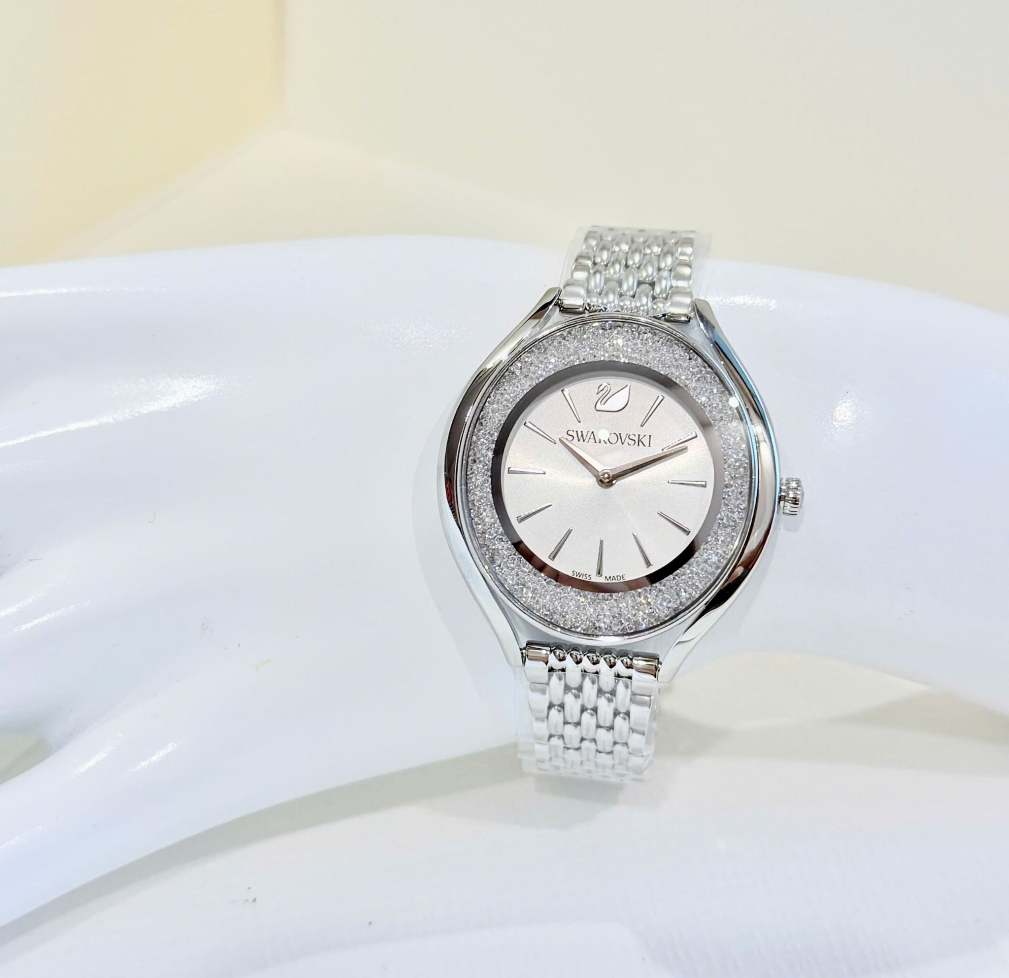 Crystalline aura watch Swiss Made, Metal bracelet, Silver tone, Stainless steel 