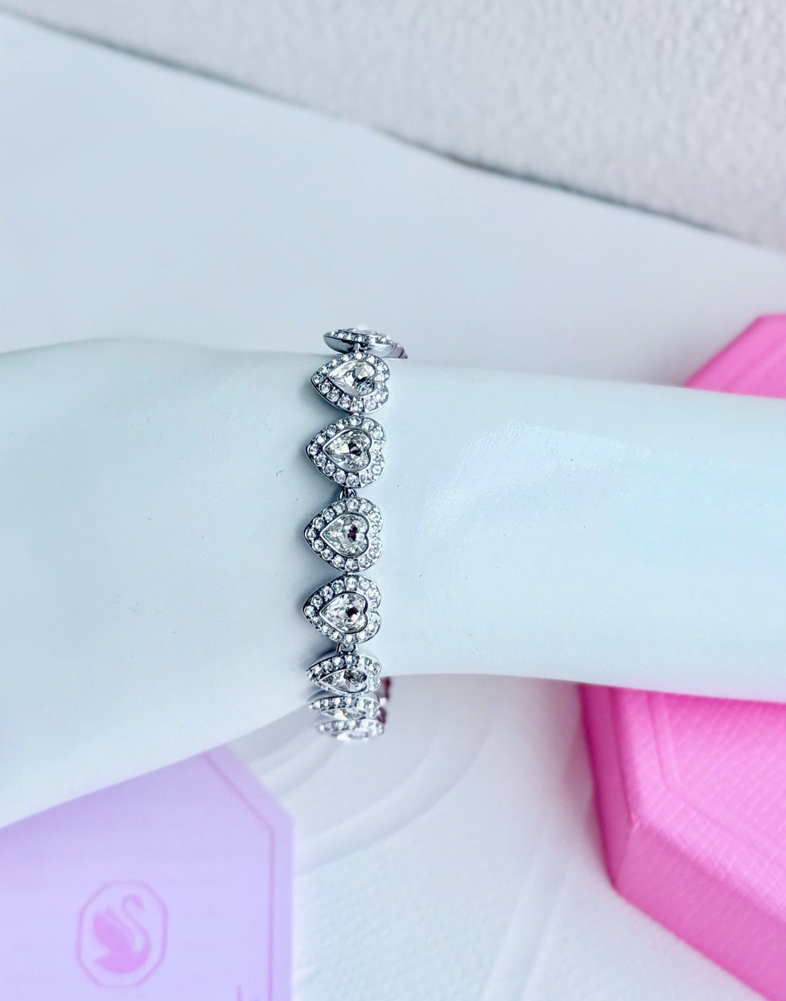  Ariana Grande x Swarovski bracelet Mixed cuts, Heart, White, Rhodium plated 