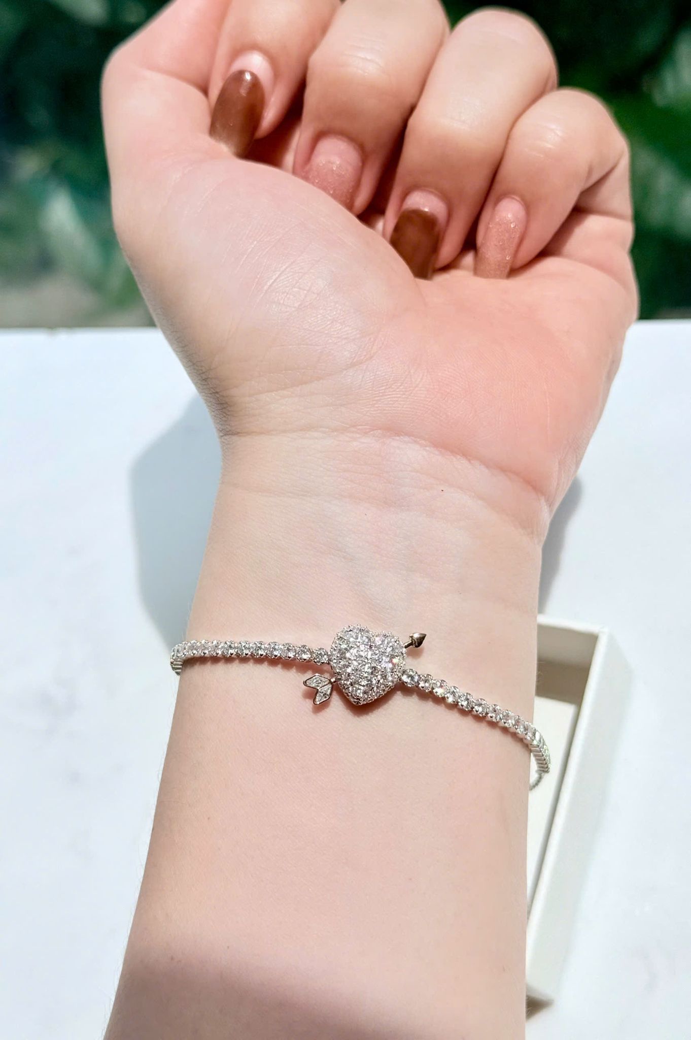  Lắc tay Swarovski Idyllia mũi tên trái tim trắng bạc - Swarovski Idyllia bracelet, Mixed cuts, Heart with arrow, White, Rhodium plated 