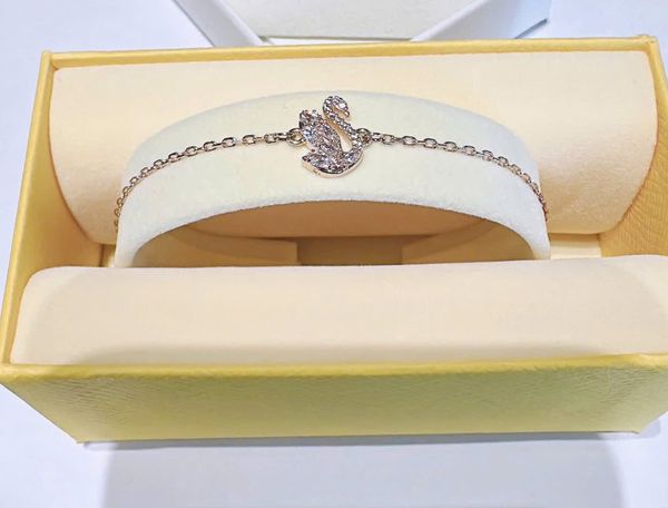  Lắc tay thiên nga mixed cuts vàng hồng Swarovski - Swarovski Swan bracelet Mixed cuts, White, Rose gold-tone plated 5738202 