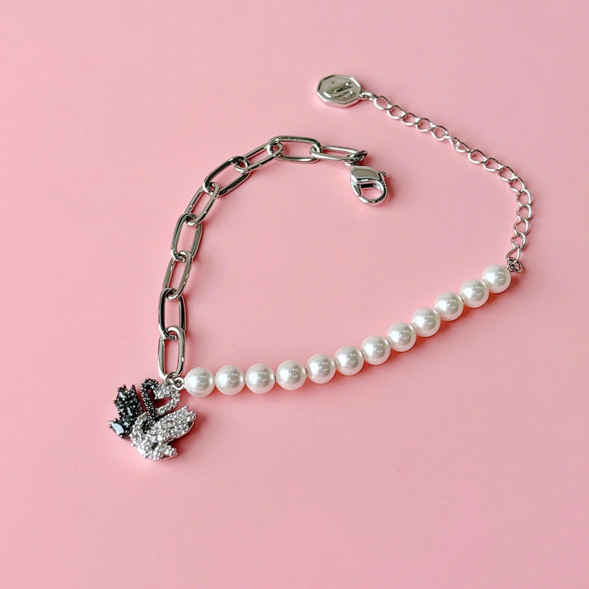 Lắc tay thiên nga ngọc trai uyên ương Swarovski - Swarovski Swan bracelet Crystal pearl, Black, Mixed metal finish 5705720 