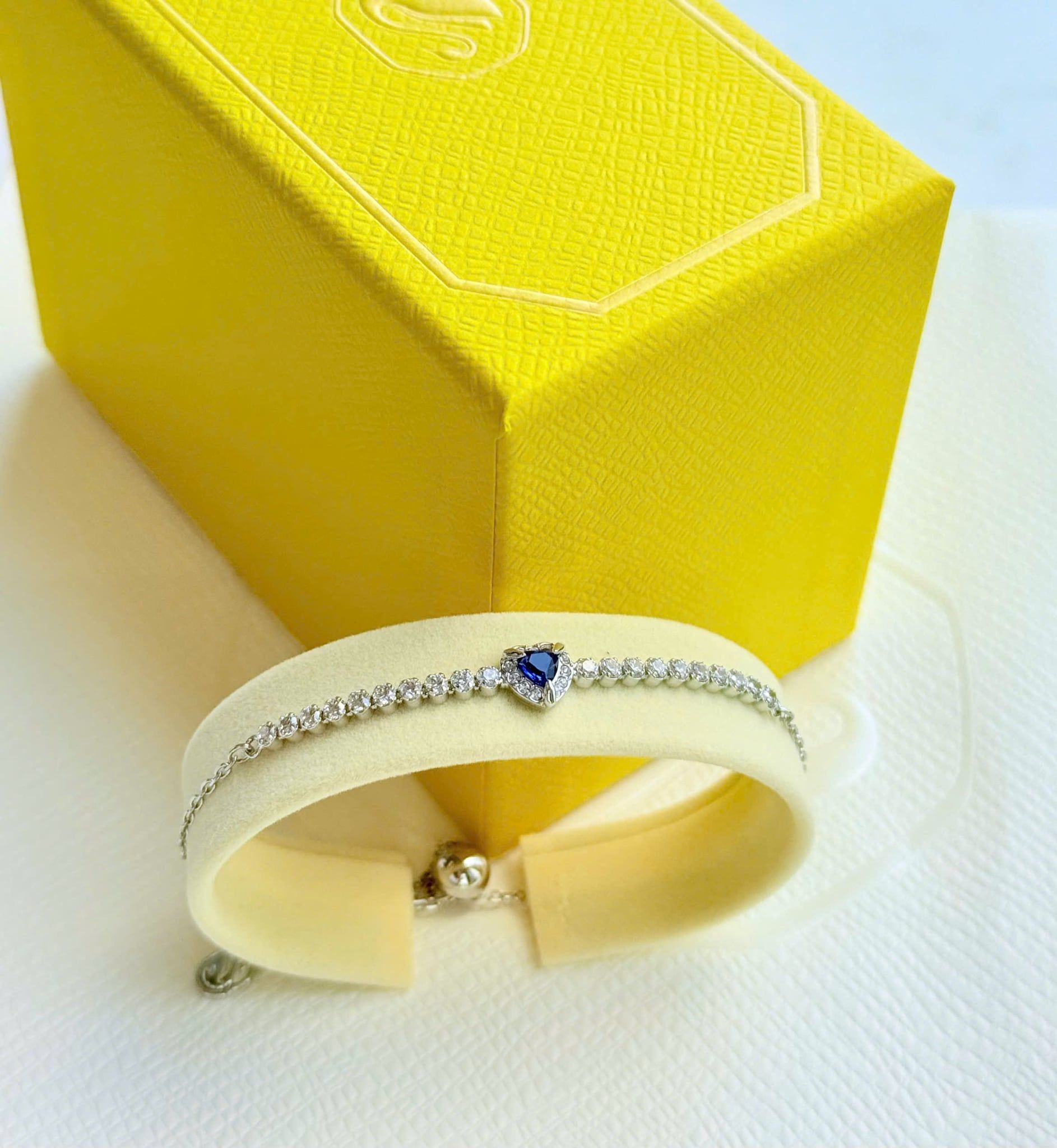  Lắc tay Swarovski One trái tim xanh dương bạc - Swarovski One bracelet, Mixed cuts, Heart, Blue, Rhodium plated 