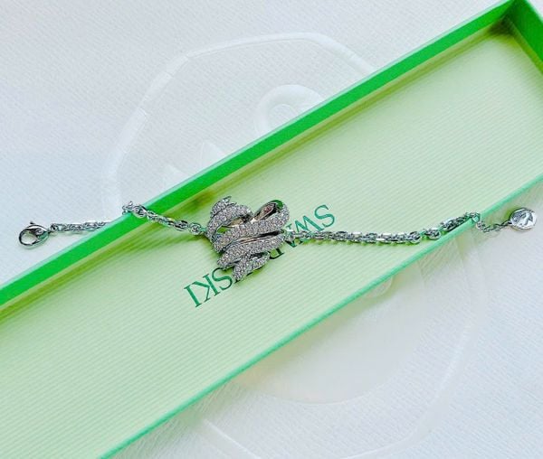  Lắc tay Swarovski Volta tim xoắn trắng - Swarovski Volta bracelet, Heart, Light metal, White, Rhodium plated 