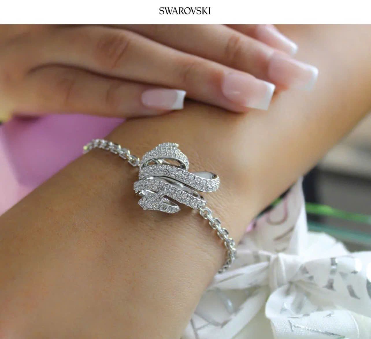  Lắc tay Swarovski Volta tim xoắn trắng - Swarovski Volta bracelet, Heart, Light metal, White, Rhodium plated 