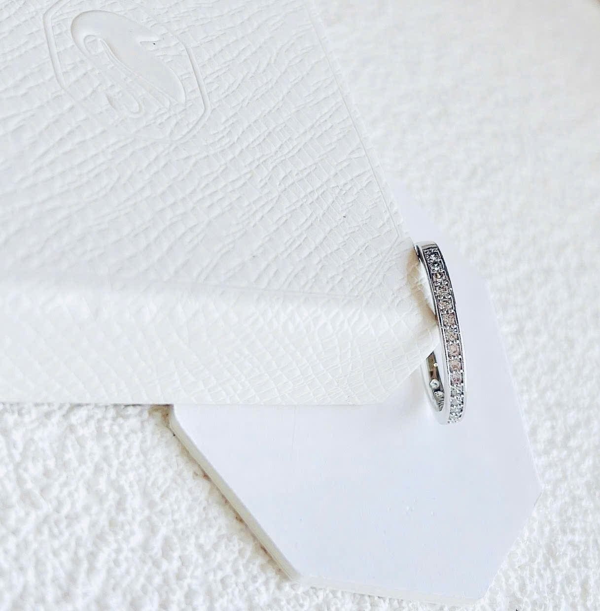  Nhẫn Matrix tone trắng cổ điển - Matrix ring White, Rhodium plated 