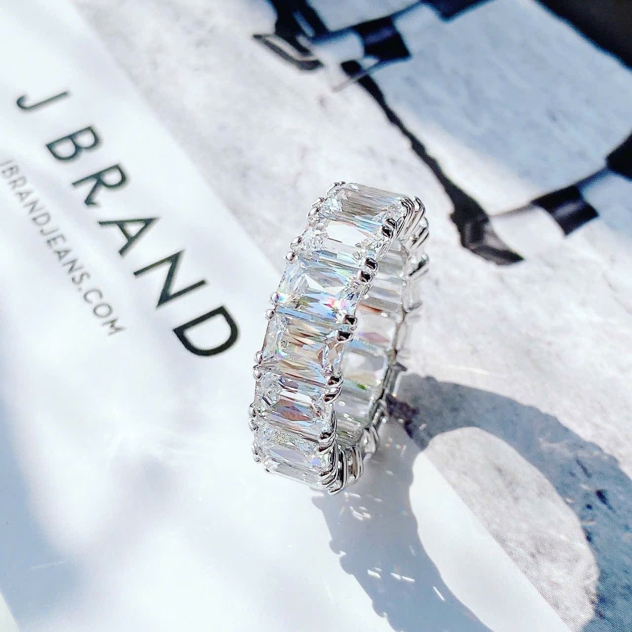  Nhẫn Matrix Vittore giác cắt hình chữ nhật tone trắng - Matrix Vittore ring Baguette cut, White, Rhodium plated 