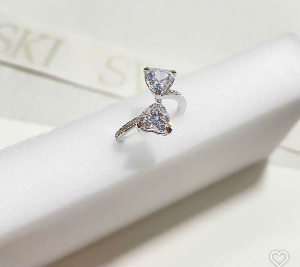  Nhẫn hở Mesmera trái tim đính kiểu pavé tone trắng - Mesmera open ring Heart cut, Pavé, White, Rhodium plated 