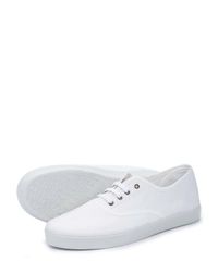 Giày Sneaker Canvas Classic Trắng, mang thiết kế tối giản, dễ phối đồ và phù hợp nhiều phong cách