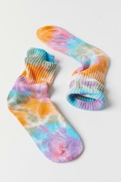 Vớ Trắng Cotton Basic – Êm Ái, Bền Bỉ, Dễ Kết Hợp Trang Phục Hằng Ngày