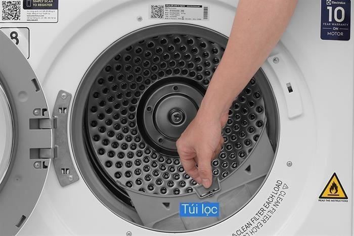 Máy sấy quần áo thông hơi Electrolux 8 kg EDV804H3WC