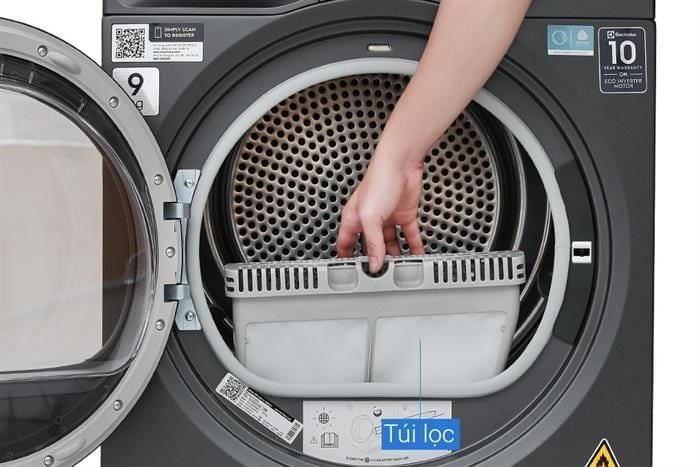Máy sấy quần áo bơm nhiệt Electrolux 9 kg EDH902R9SC
