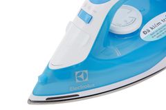 Bàn ủi hơi nước Electrolux ESI4017 1600W