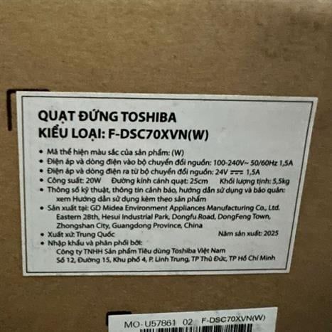 Quạt đứng Toshiba 7 cánh F-DSC70XVN(W) 20W