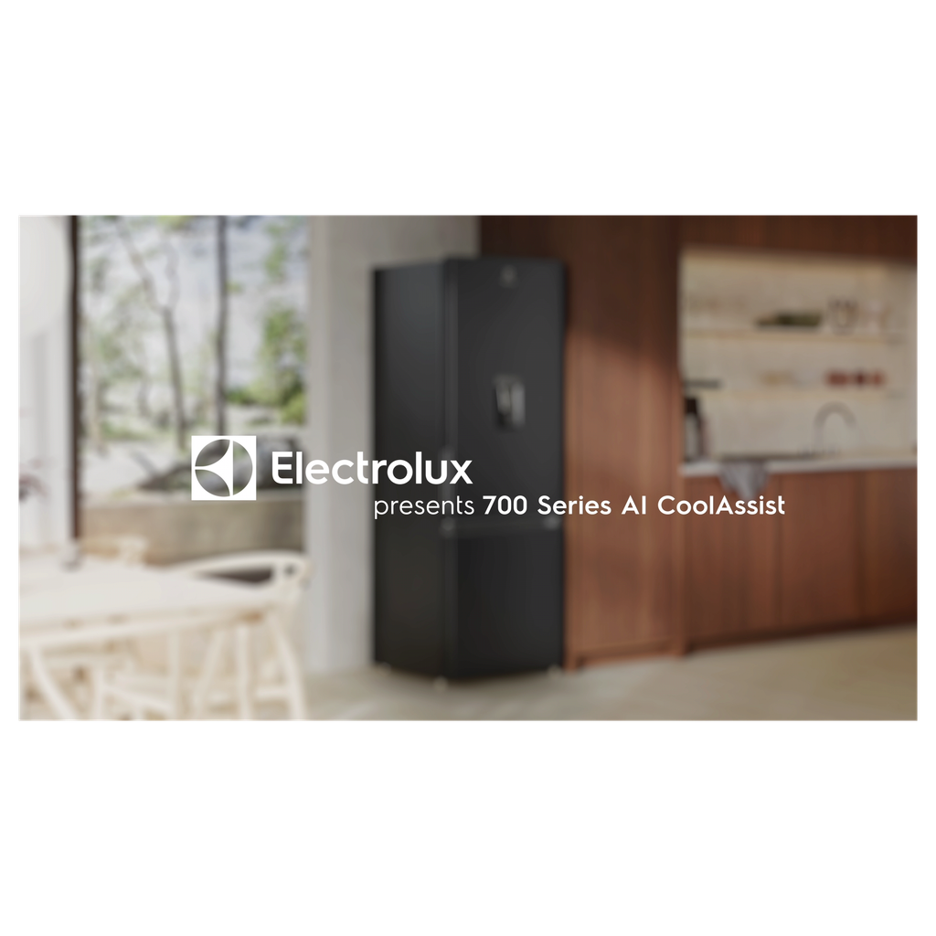 Tủ lạnh Electrolux AI ngăn đá dưới 335L Series 700 EBM3442L-B