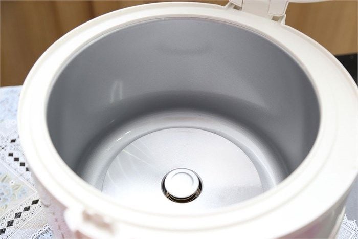 Nồi cơm nắp gài Sharp KS-192ETV 1.8 lít