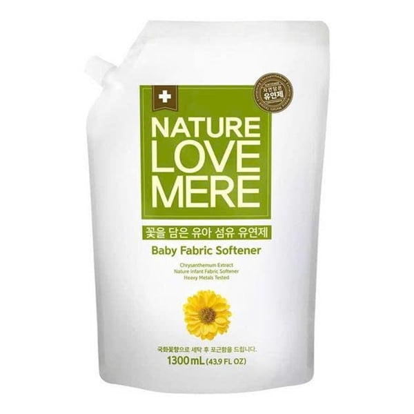  NK - Nước xả quần áo trẻ em thuần chay Nature Love Mere chiết xuất hoa cúc 1.3L 