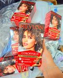  Thuốc nhuộm tóc Revlon Colorsilk Beautiful Color 43 Medium Golden Brown 