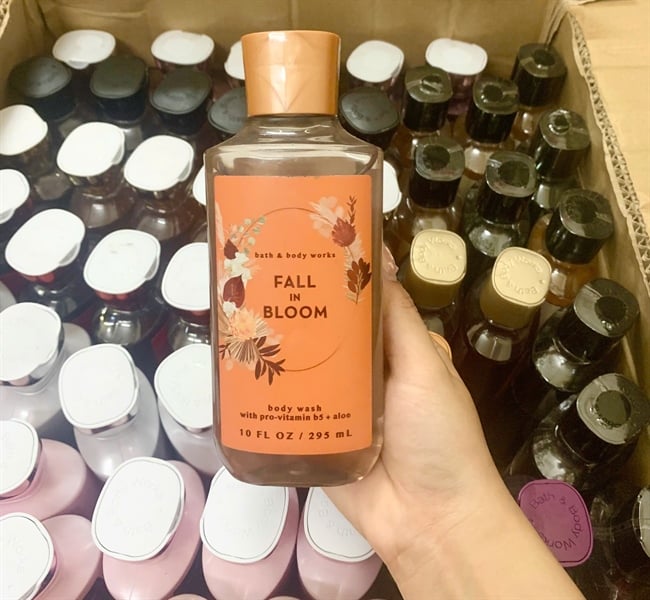 Sữa tắm Bath and Body Works Fall In Bloom Body Wash 295ml