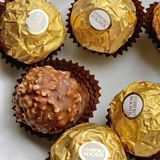  Kẹo Socola Ferrero Rocher Chocolate 48 viên 600g 