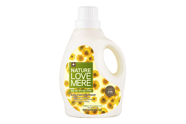  NK - Nước xả quần áo trẻ em thuần chay Nature Love Mere Chiết xuất Hoa cúc 1.8L 