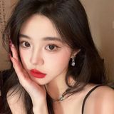  Son thỏi Mac Locked Kiss 24h Lipstick màu 88 Ruby True 0.06Oz 1.8g 