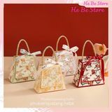  Hộp quà tặng kèm ruy băng có quai xách size 13*11*6.5cm 