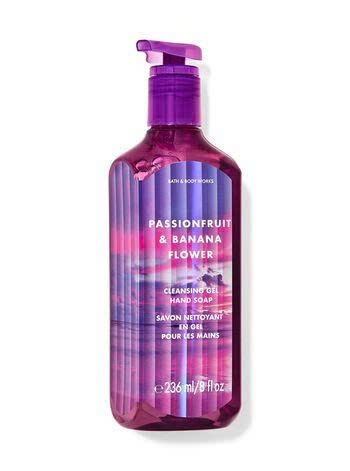  NK - Gel rửa tay BBW Cleansing Gel Hand Soap Passionfruit & Banana Flower 8Oz 236ml 