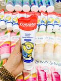  Kem đánh răng cho bé Colgate Kids Minions Toothpaste Mild Bubble Fruit 4.6Oz 130g 