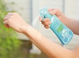  Xịt chống muỗi và côn trùng Skin Vape xanh Nhật 200ml 