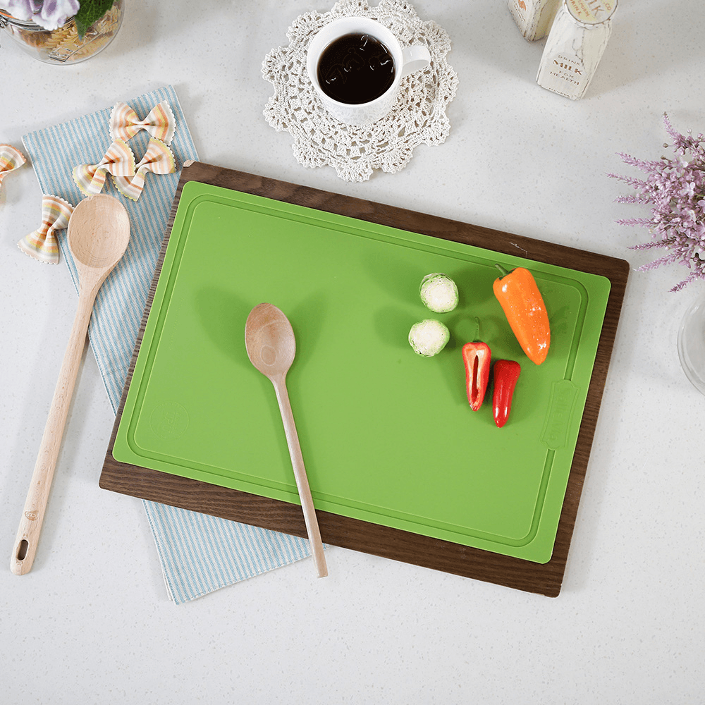 Thớt TPU kháng khuẩn cao cấp SalleMa Classic L nhiều màu