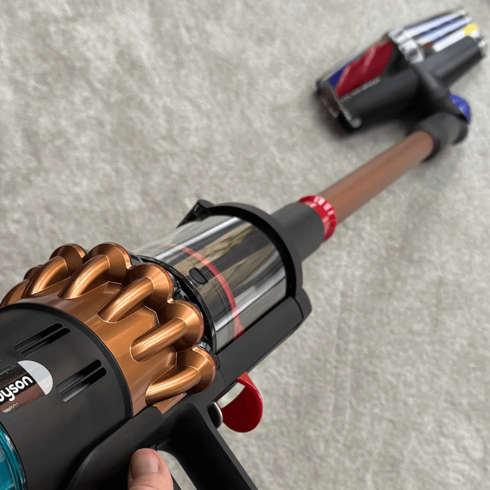 Máy hút bụi cầm tay không dây Dyson V16 Anti - Tangle Pro