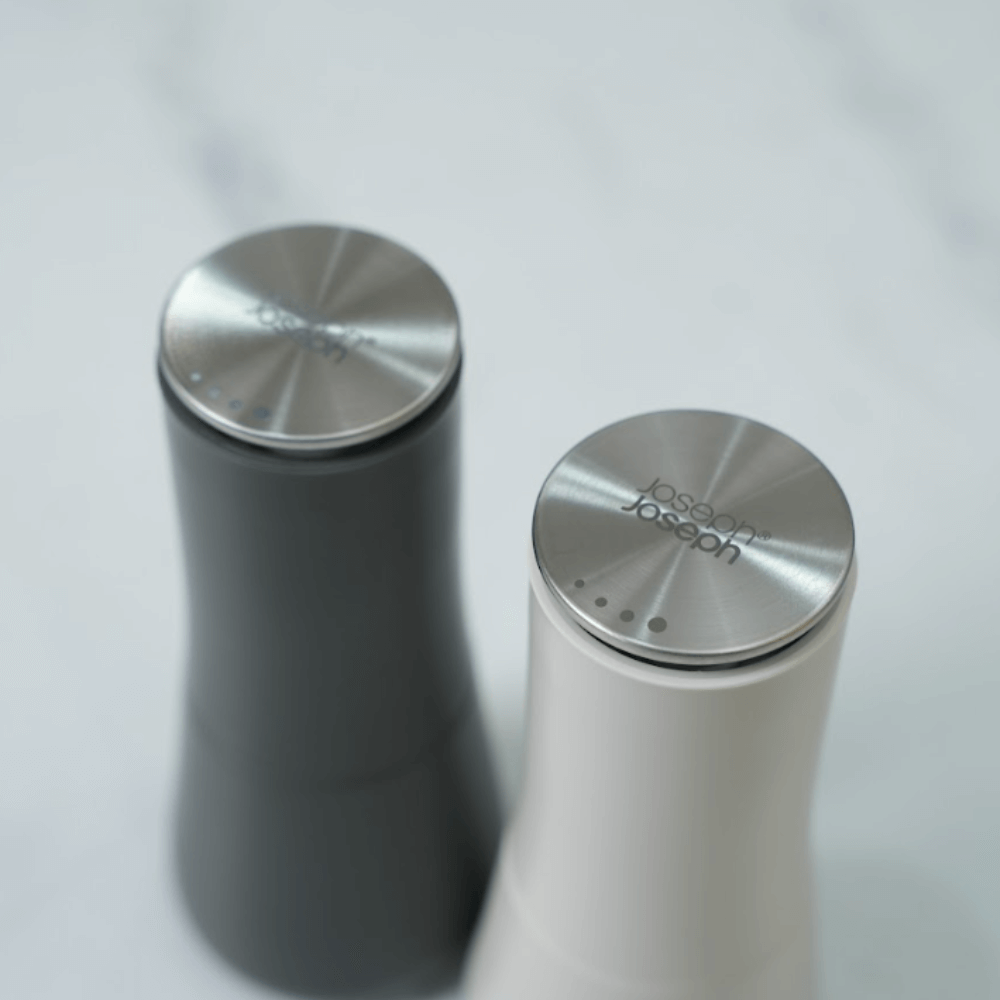 Bộ 2 lọ xay tiêu & xay muối Joseph Joseph Milltop nhiều màu