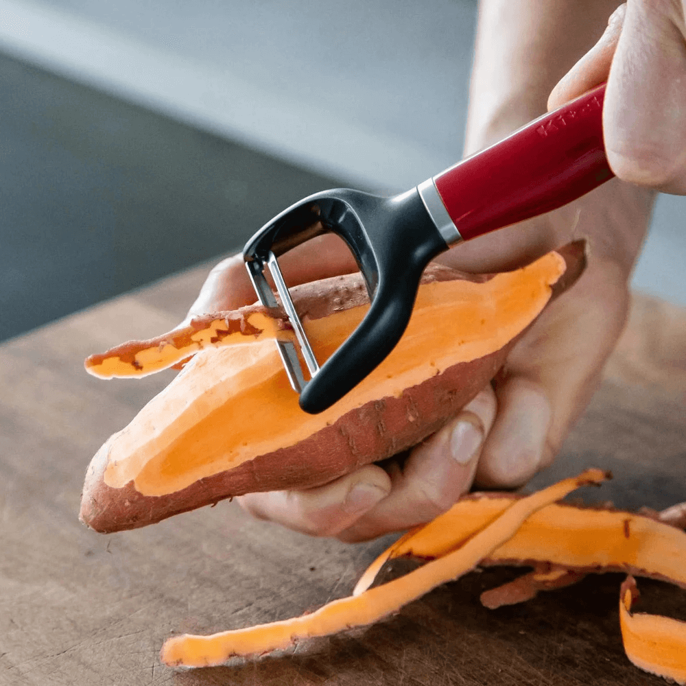 Dao gọt chữ Y KitchenAid Coreline KAG145 nhiều màu