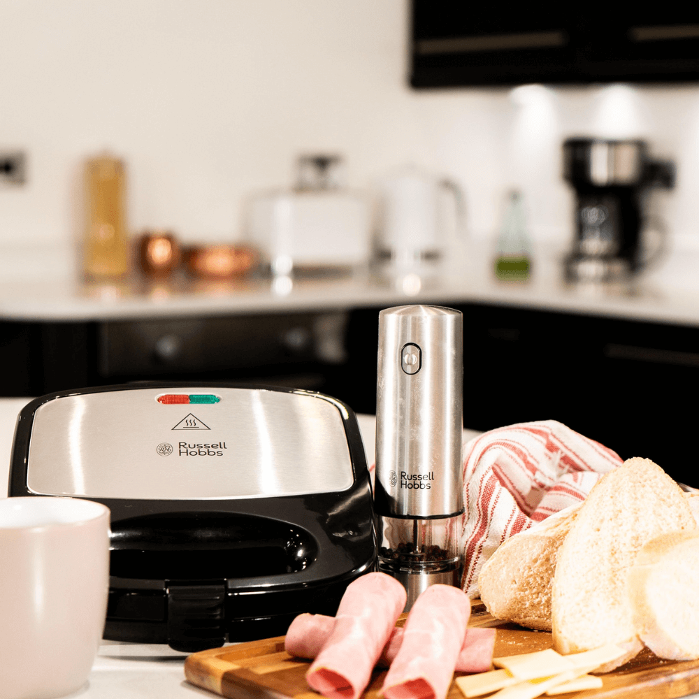 Máy nướng bánh mì sandwich 3in1 Russell Hobbs Fiesta 750W