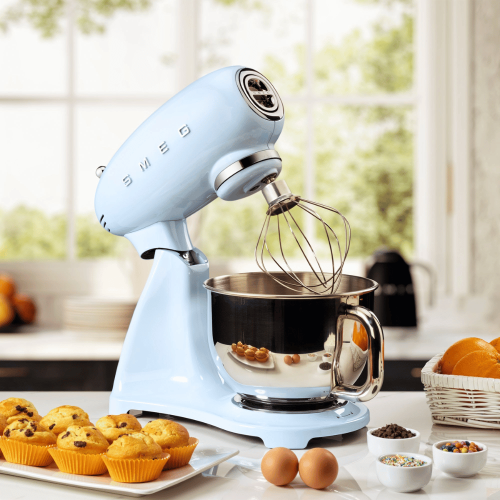 Máy trộn bột SMEG SMF03 nhiều màu