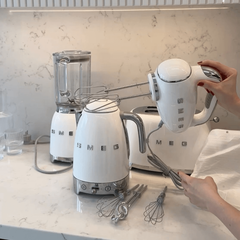 Ấm siêu tốc chỉnh nhiệt SMEG KLF04 nhiều màu