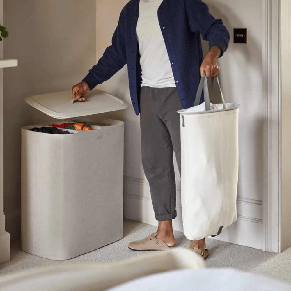 Thùng đựng đồ giặt 3 ngăn Joseph Joseph Tota 90L nhiều màu