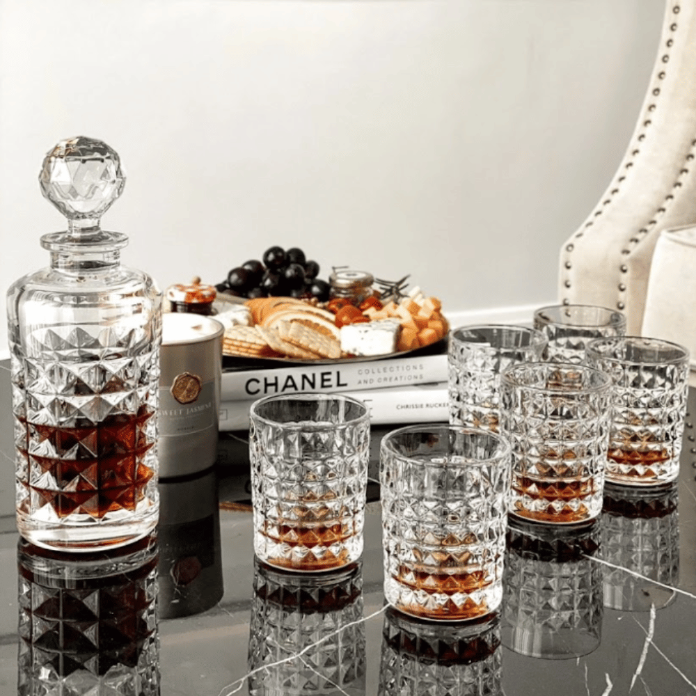 Bộ bình rượu pha lê Bohemia Diamond gồm 1 bình đựng rượu 700ml và 6 cốc 230ml