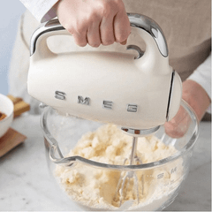 Máy đánh trứng SMEG HMF01 nhiều màu
