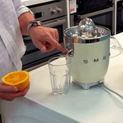 Máy vắt cam SMEG CJF01 nhiều màu