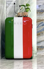 Tủ lạnh mini retro HCK ITALY FLAG 107L màu xanh quốc kỳ Ý, có ngăn đông (ngăn lạnh 92L, ngăn đông 15L)