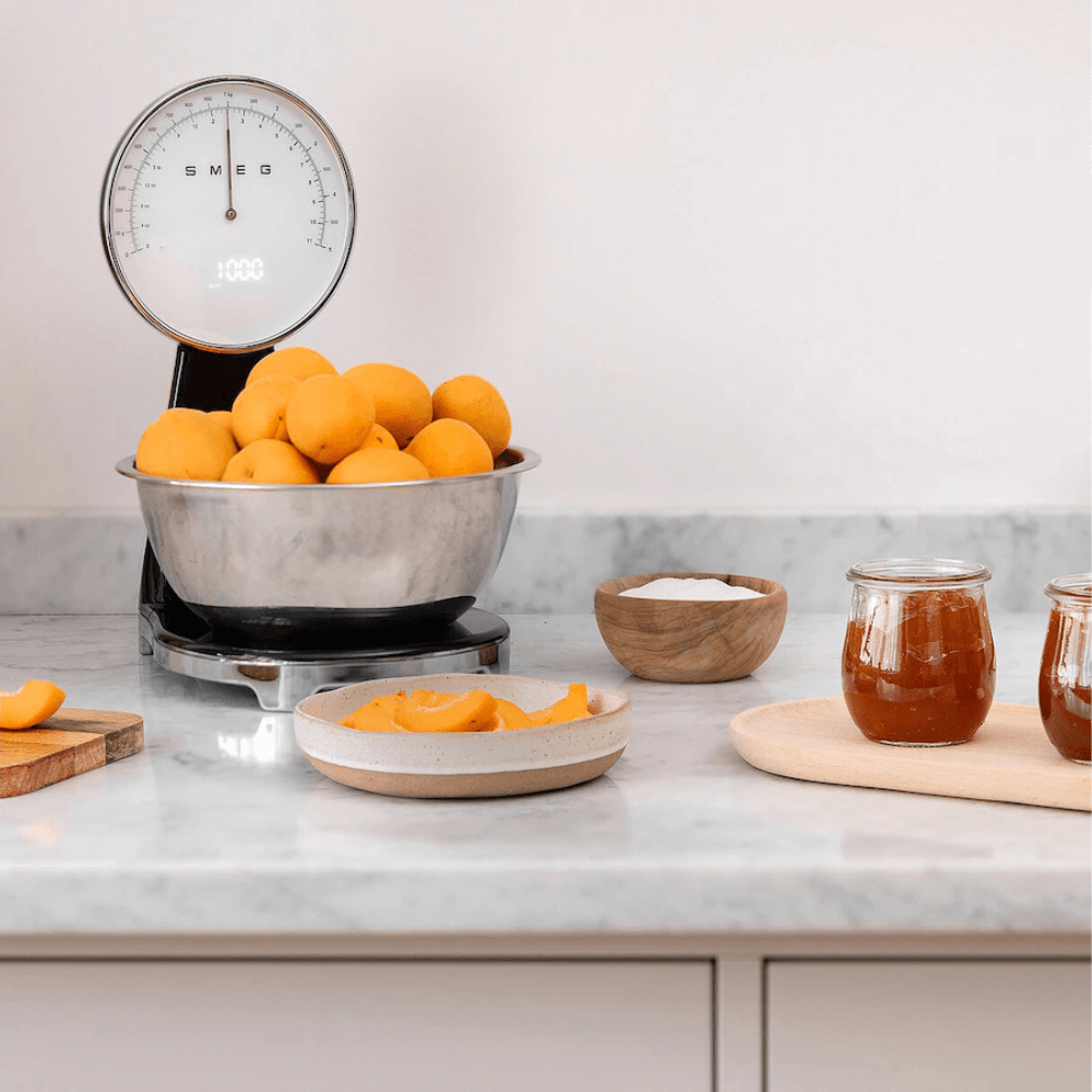 Cân nhà bếp đồng hồ số và điện tử SMEG KSF01 nhiều màu