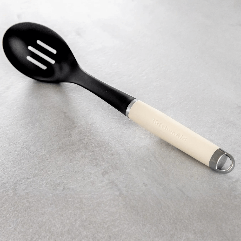 Muỗng có lỗ KitchenAid Coreline KAG004 nhiều màu