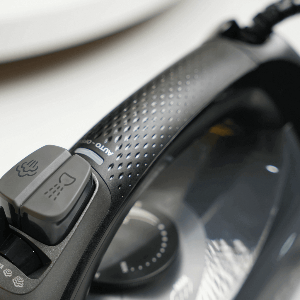 Bàn là hơi nước Philips DST5040/80 màu đen