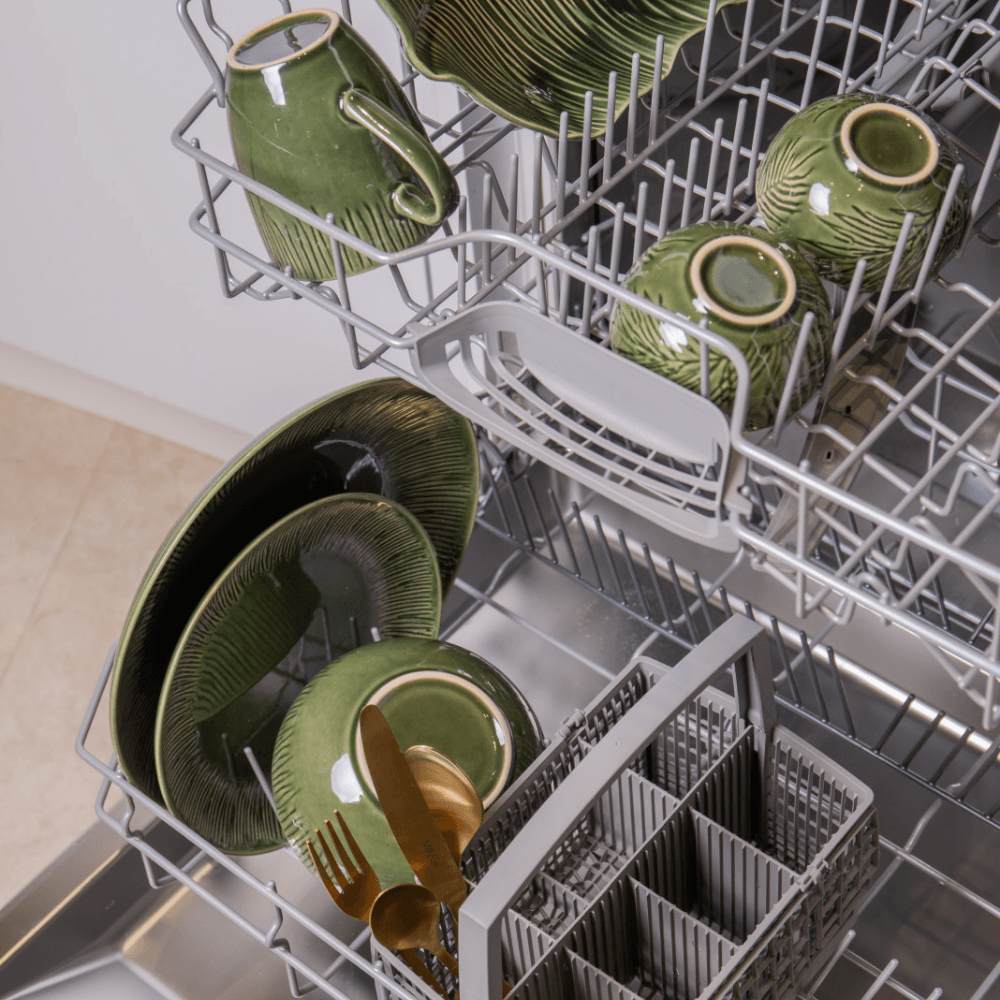 Đồ dùng bàn ăn Mikasa Jardin nhiều món, chất liệu gốm đá