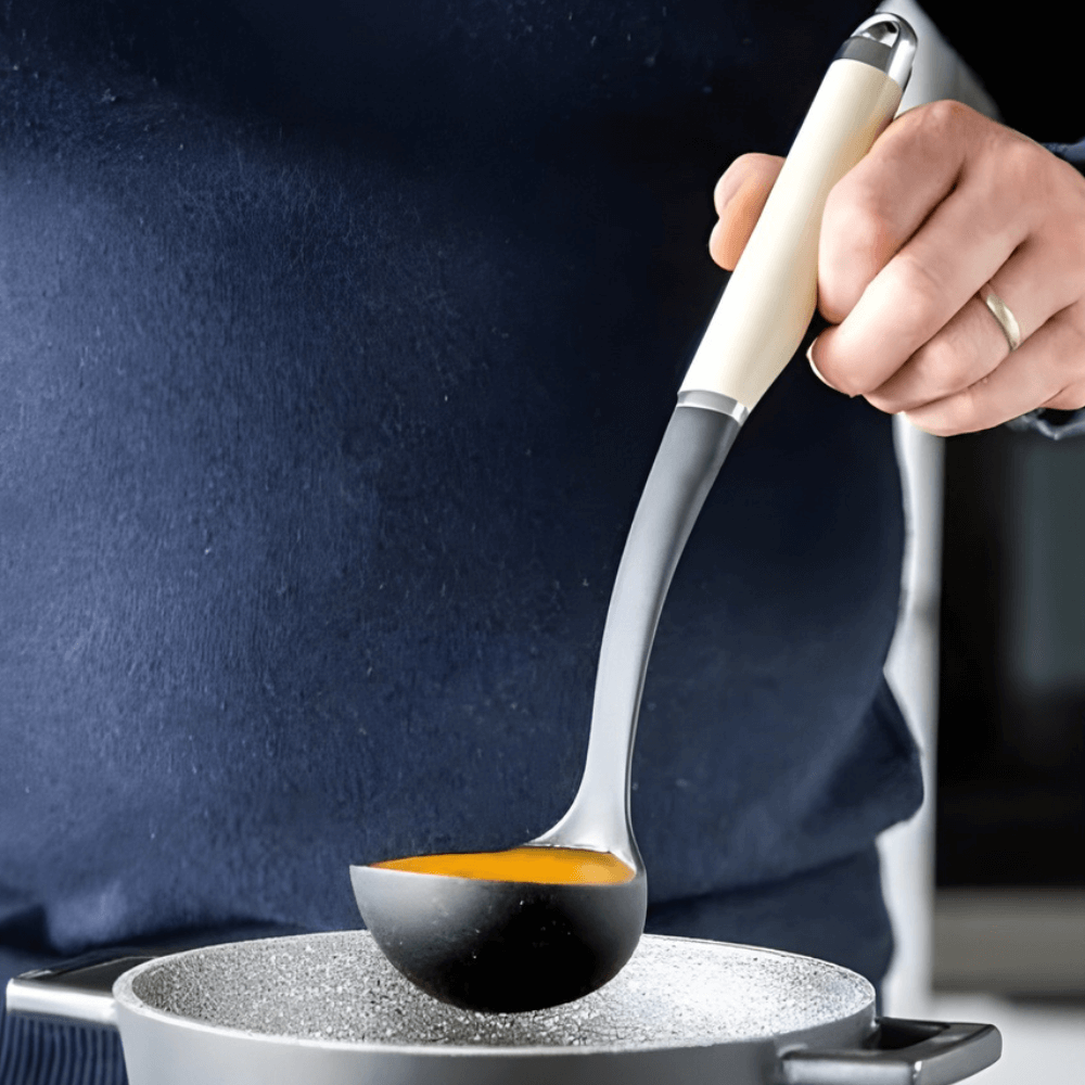 Muỗng múc canh KitchenAid Coreline KAG006 nhiều màu