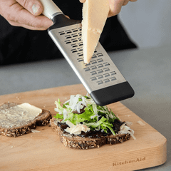 Dụng cụ bào KitchenAid Coreline KAG320 nhiều màu